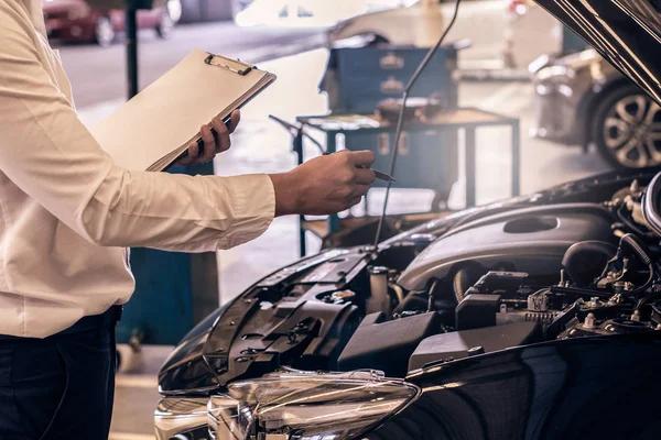 Complete Vehicle Safety Checks at a Professional Car Inspection Station