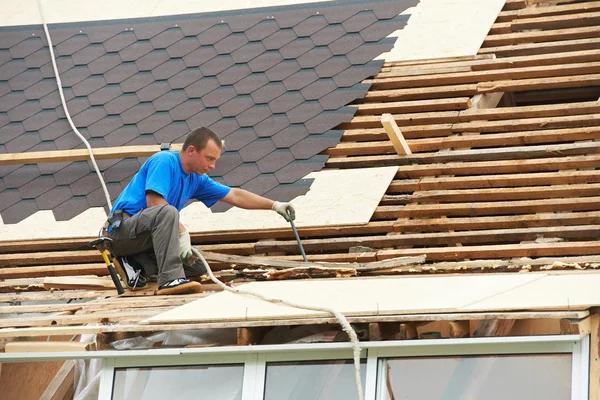 New Home Construction Success Starts with Skilled Roofing Contractors