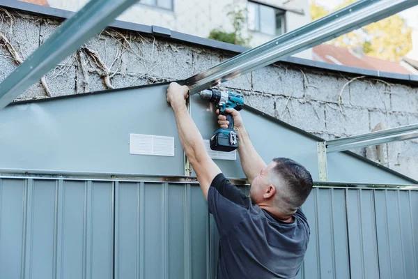 Choosing the Right Roof Replacement Services for Your Property